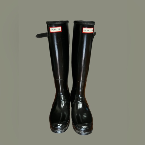 Hunter Women's Original Tall Gloss Rain Boots - Picture 2 of 14